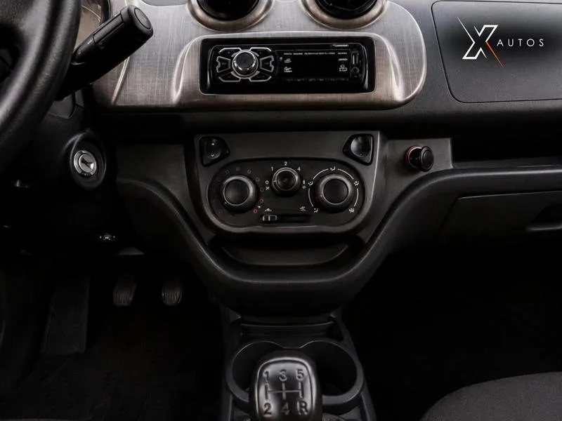 Fiat Uno 2012, foto 6 de 7